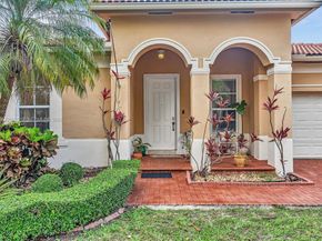 2117 NE 40th Rd, Homestead FL 33033