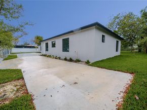 1112 NW 81st St, Miami FL 33150