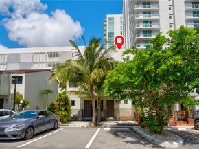 1901 NW S River Dr 12B, Miami FL 33125