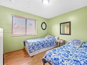 2462 W 65th St, Hialeah FL 33016