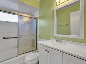 2441 SW 82nd Ave 205, Davie FL 33324