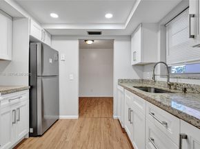 2441 SW 82nd Ave 205, Davie FL 33324