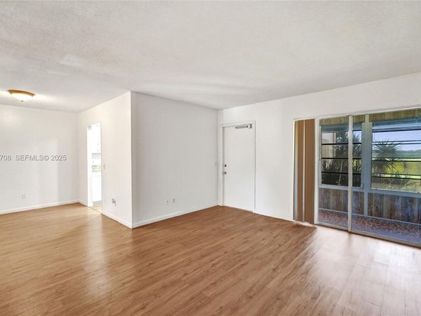 2441 SW 82nd Ave 205, Davie FL 33324