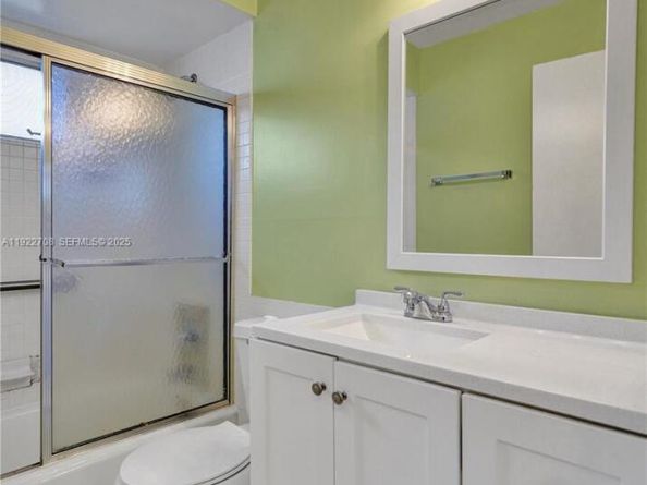 2441 SW 82nd Ave 205, Davie FL 33324