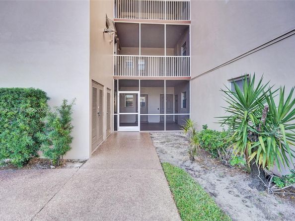 2441 SW 82nd Ave 205, Davie FL 33324