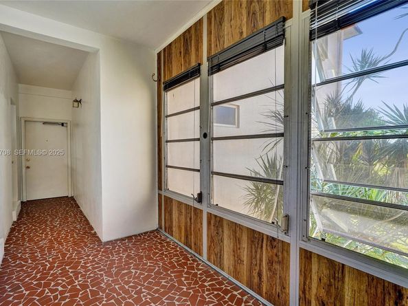 2441 SW 82nd Ave 205, Davie FL 33324