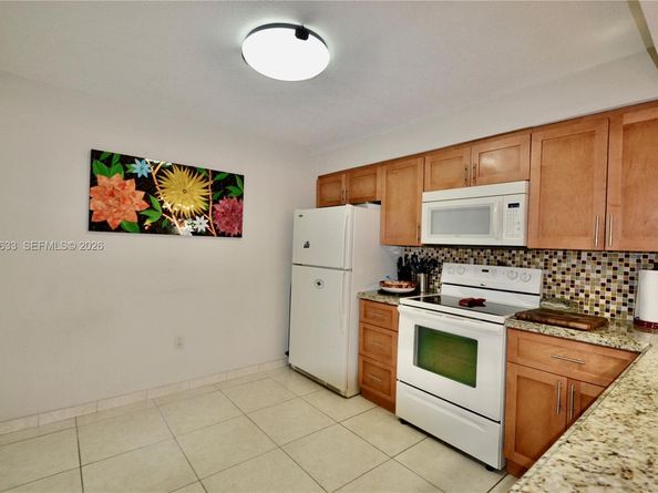 9020 SW 125th Ave F108, Miami FL 33186