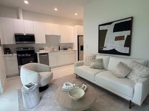 2938 NW 27th St 2938, Miami FL 33142