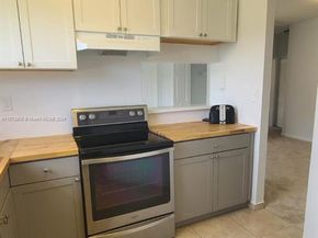 800 Cypress Park Way P1, Deerfield Beach FL 33064