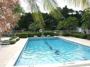 800 Cypress Park Way P1, Deerfield Beach FL 33064