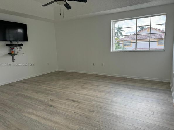 12149 NW 34th St, Sunrise FL 33323