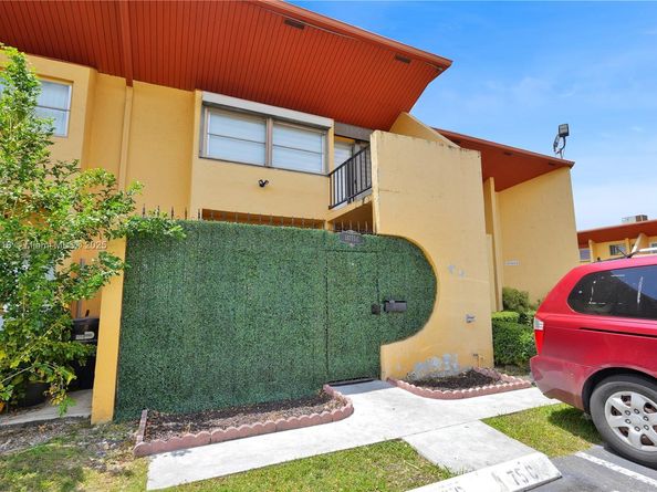 13775 SW 84th St C, Miami FL 33183