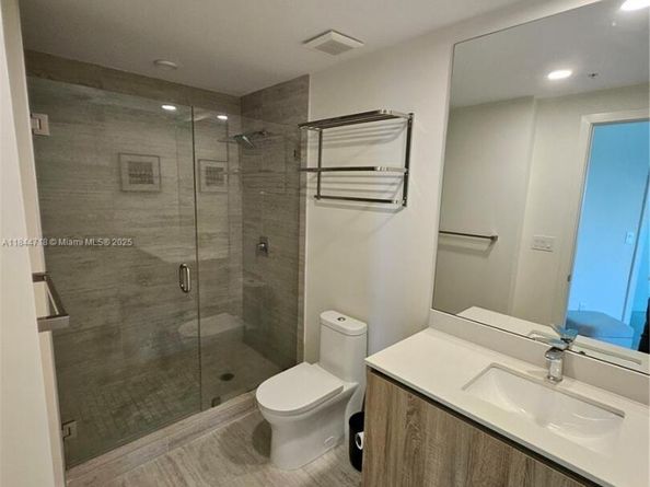3900 Biscayne Blvd N815, Miami FL 33137
