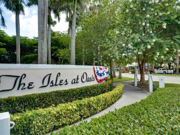 3457 NE 2nd St, Homestead FL 33033