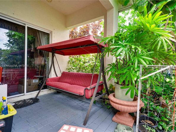 3457 NE 2nd St, Homestead FL 33033