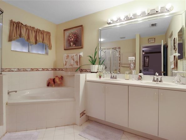 14240 SW 291st Ln, Homestead FL 33033