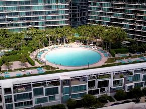 650 NE 32nd St BH7, Miami FL 33137