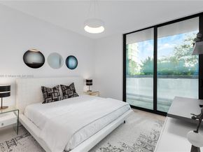 650 NE 32nd St BH7, Miami FL 33137