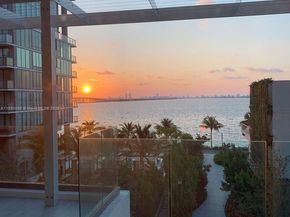 650 NE 32nd St BH7, Miami FL 33137