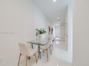 2936 NW 27th St, Miami FL 33142