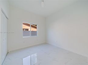 2936 NW 27th St, Miami FL 33142