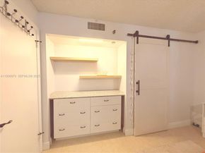 1100 Saint Charles Pl L6, Pembroke Pines FL 33026