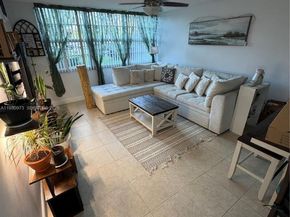 1100 Saint Charles Pl L6, Pembroke Pines FL 33026