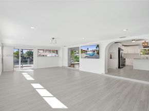 2724 NE 10th St, Pompano Beach FL 33062