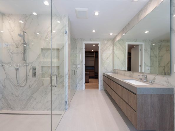 215 Shore Dr S, Miami FL 33133