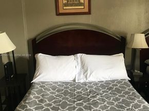 26 Diplomat Pkwy 2233, Hallandale Beach FL 33009