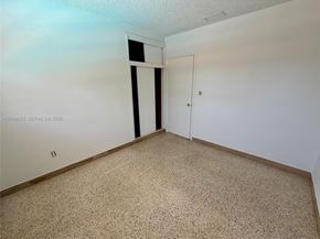 5373 W 10th Ct, Hialeah FL 33012