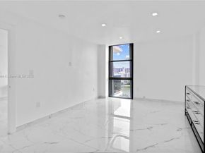 3675 N Country Club Dr 2008, Aventura FL 33180