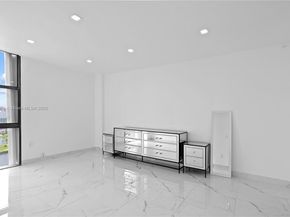 3675 N Country Club Dr 2008, Aventura FL 33180