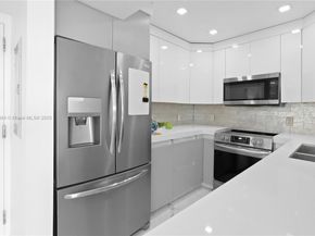 3675 N Country Club Dr 2008, Aventura FL 33180