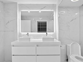3675 N Country Club Dr 2008, Aventura FL 33180