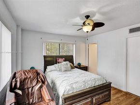 8010 Hampton Blvd 211, North Lauderdale FL 33068