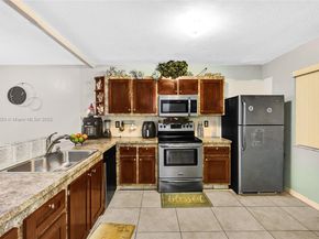 8010 Hampton Blvd 211, North Lauderdale FL 33068