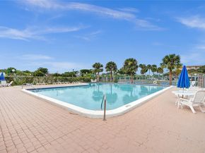 8010 Hampton Blvd 211, North Lauderdale FL 33068