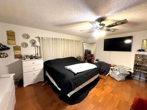 9511 NW 8th St, Pembroke Pines FL 33024