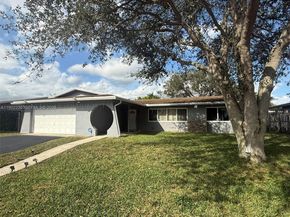 9511 NW 8th St, Pembroke Pines FL 33024