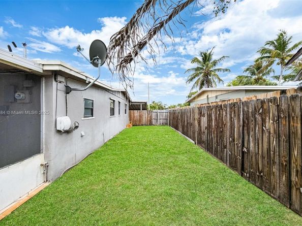 4138 NW 12th Ter, Oakland Park FL 33309