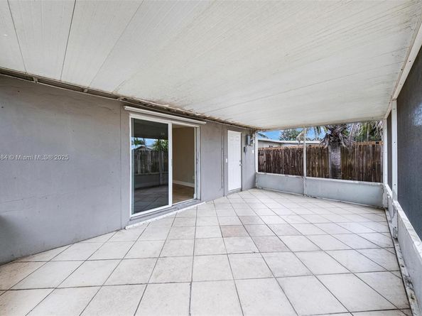 4138 NW 12th Ter, Oakland Park FL 33309