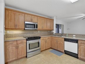 12665 NW 11th Ct, Sunrise FL 33323