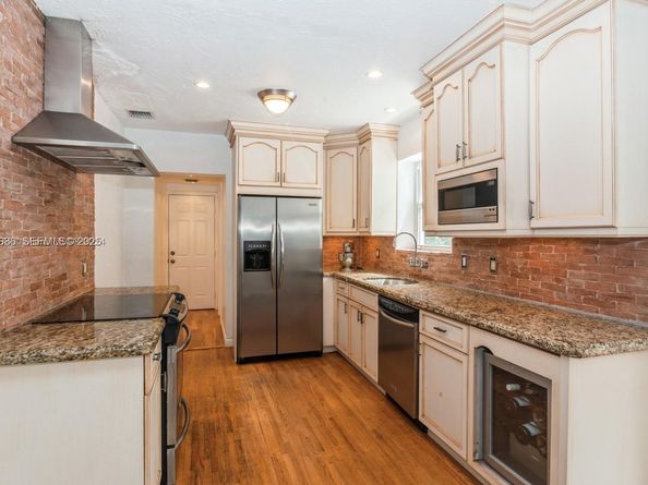 1225 Tangier St, Coral Gables FL 33134