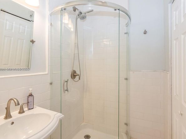 1225 Tangier St, Coral Gables FL 33134