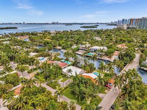924 Belle Meade Island Dr, Miami FL 33138