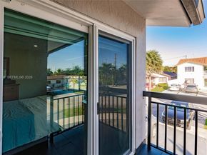 9404 SW 8th Ter, Miami FL 33174