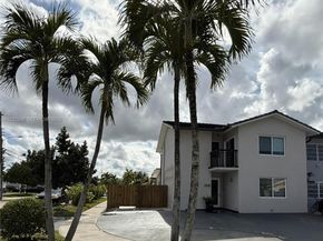 9404 SW 8th Ter, Miami FL 33174