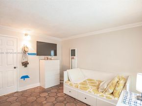 9404 SW 8th Ter, Miami FL 33174