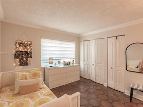 9404 SW 8th Ter, Miami FL 33174